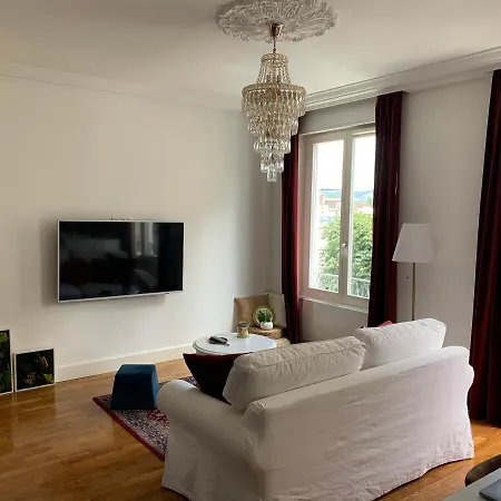Apartment Avec Superbe Vue Sur Le Rhone Vienne (Isere)
